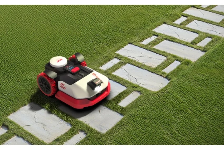 Kress Club KR233E — robot tondeuse Kress en action